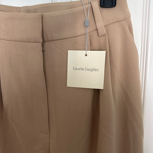 Favorite Daughter The Favorite Pant in Beige - Picture 4 of 5